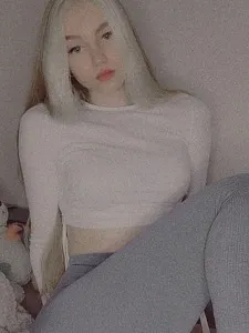 Аня